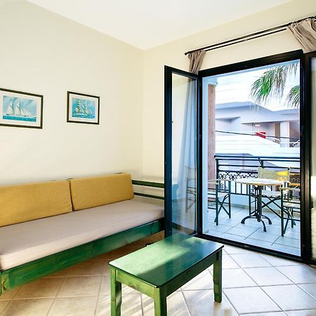 Alkionides Seaside Hotel Platanés Habitación foto